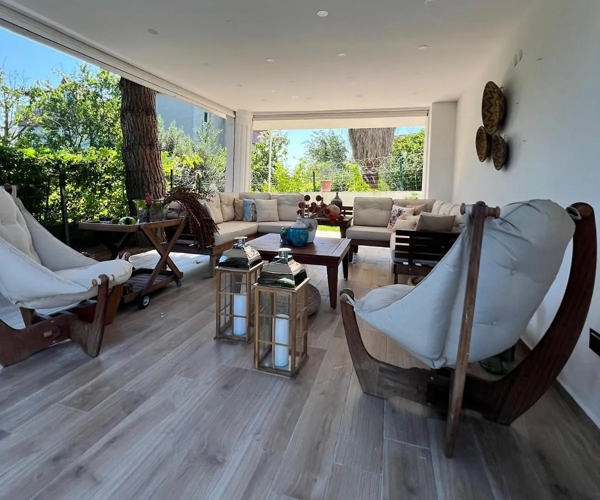 Cloud Nine By Alara - Luxury Private Pool And Garden Villa Istanbul
