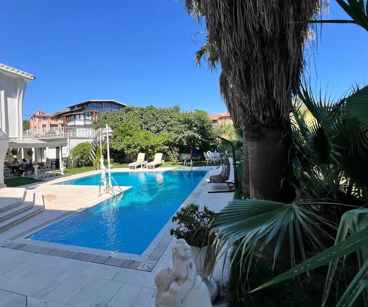 Cloud Nine By Alara - Luxury Private Pool And Garden Villa Istanbul