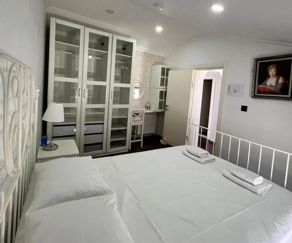 Cloud Nine By Alara - Luxury Private Pool And Garden Villa Istanbul