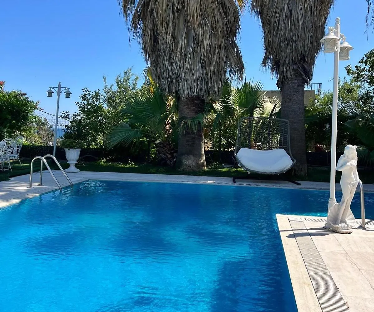 Cloud Nine By Alara - Luxury Private Pool And Garden Villa Istanbul